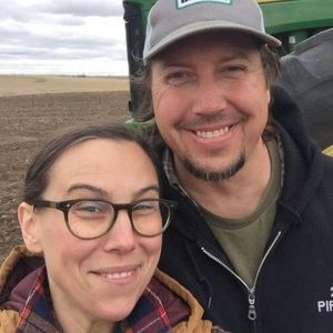 Meet your Posher, Cara